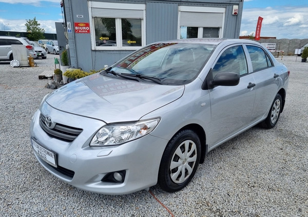 Toyota Corolla cena 21800 przebieg: 239000, rok produkcji 2009 z Tomaszów Mazowiecki małe 79